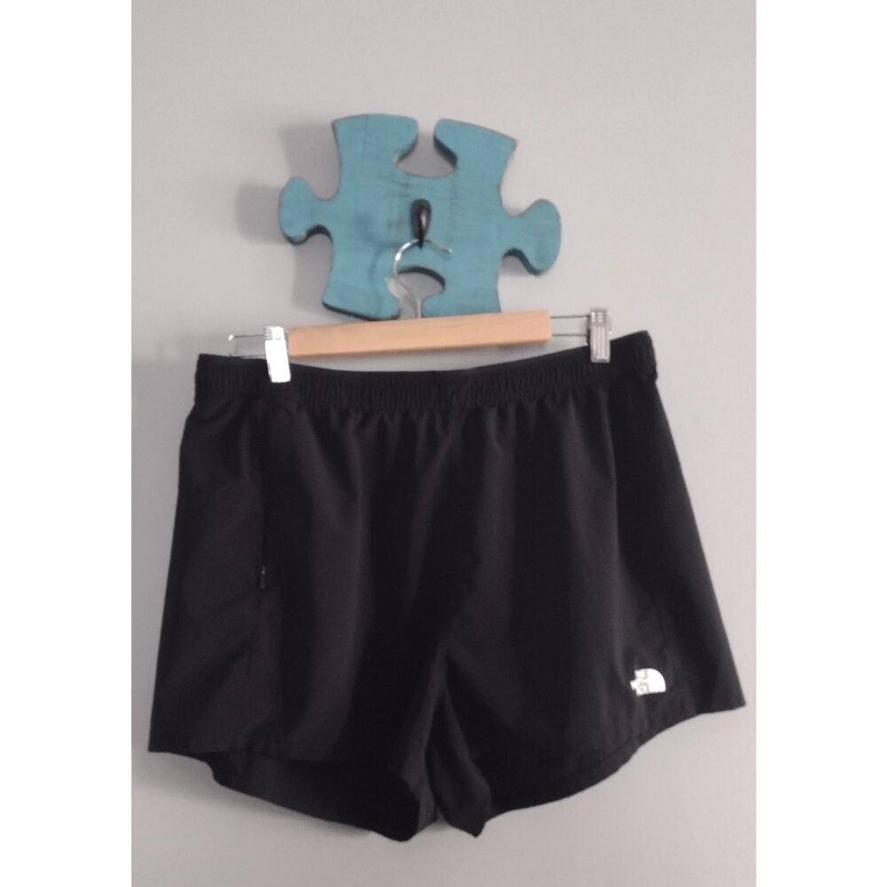 The North Face womens black Wander Shorts Large Flashdry XD athleisure short